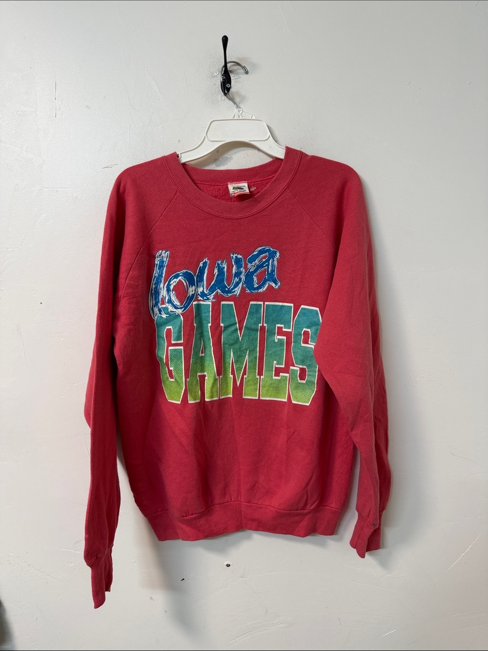 Fruit of the Loom PINK Iowa Games Pullover Sweatshirt 1980’s